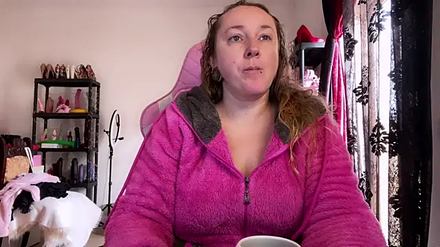 Snapshot of kisicaxx chatting on 18, 1, 2026 kisicaxx online show from 18, 1, 2026