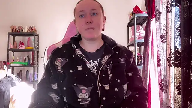 Snapshot of kisicaxx chatting on 13, 2, 2026 kisicaxx online show from 13, 2, 2026