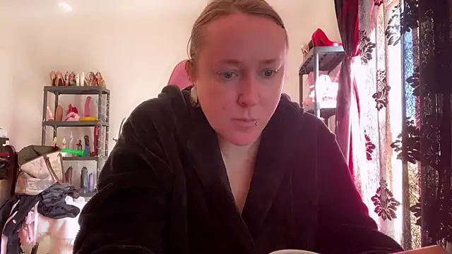 Snapshot of kisicaxx chatting on 24, 2, 2026 kisicaxx online show from 24, 2, 2026