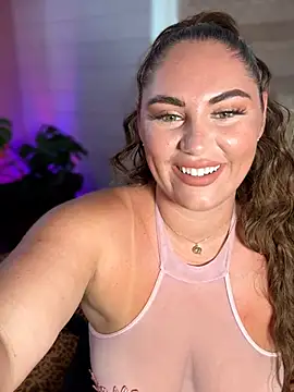Snapshot of lovely_beast chatting on 3, 6, 2026 lovely beast online show from 3, 6, 2026
