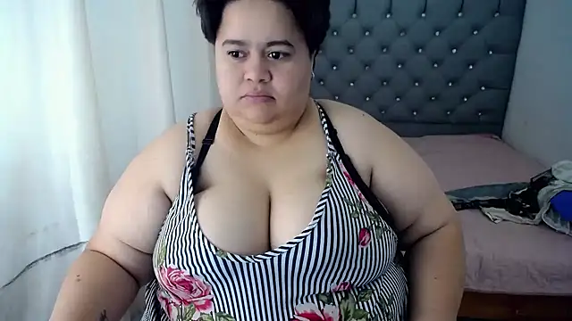 hotlesby4uxxx online show from 14, 12, 2024