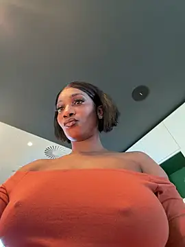   Nessa   online show from 25, 4, 2026