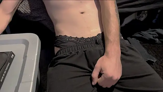 Happier Naked online show from 19, 2, 2026