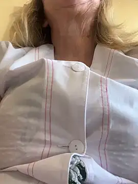 Irina2909xh online show from 16, 9, 2025