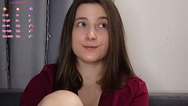 Snapshot of BeckyMartens chatting on 14, 10, 2025 BeckyMartens online show from 14, 10, 2025