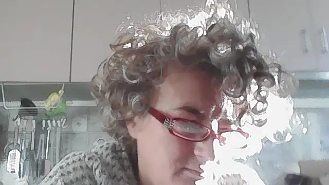 Snapshot of Sunnylarrah chatting on 23, 9, 2025 Sunnylarrah online show from 23, 9, 2025