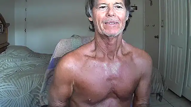 Snapshot of nakeedcowboi65 chatting on 17, 4, 2026 nakeedcowboi65 online show from 17, 4, 2026