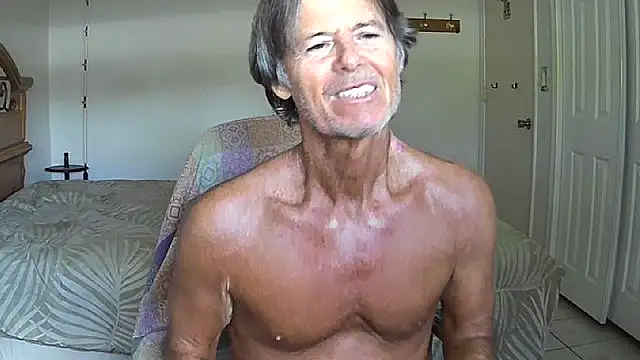 Snapshot of nakeedcowboi65 chatting on 21, 4, 2026 nakeedcowboi65 online show from 21, 4, 2026