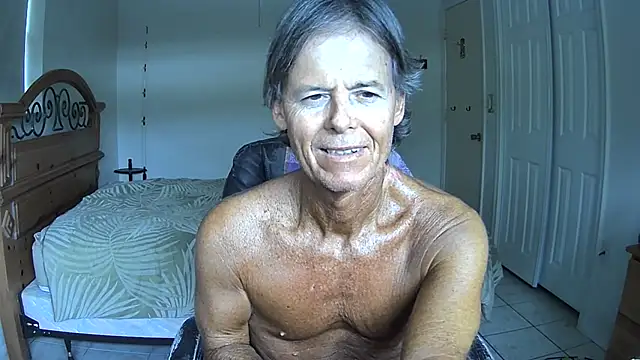 Snapshot of nakeedcowboi65 chatting on 3, 5, 2026 nakeedcowboi65 online show from 3, 5, 2026