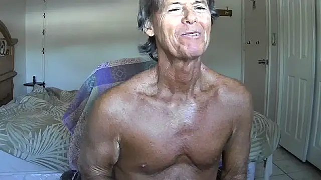 Snapshot of nakeedcowboi65 chatting on 7, 5, 2026 nakeedcowboi65 online show from 7, 5, 2026