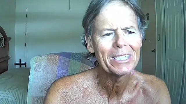 Snapshot of nakeedcowboi65 chatting on 11, 5, 2026 nakeedcowboi65 online show from 11, 5, 2026