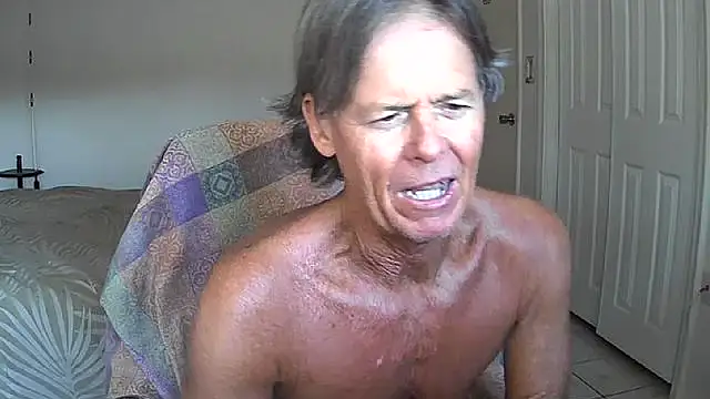 Snapshot of nakeedcowboi65 chatting on 16, 5, 2026 nakeedcowboi65 online show from 16, 5, 2026