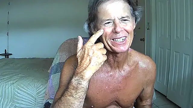 Snapshot of nakeedcowboi65 chatting on 1, 6, 2026 nakeedcowboi65 online show from 1, 6, 2026