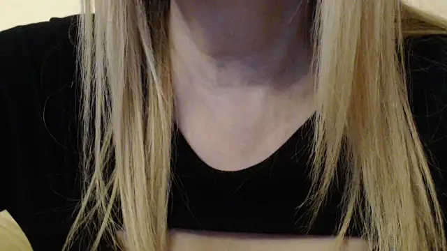 Snapshot of Tathiana chatting on 27, 10, 2025 Tathiana online show from 27, 10, 2025