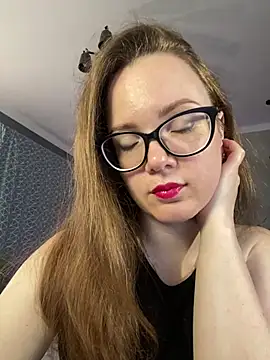 AngelaWhiti online show from 18, 6, 2026