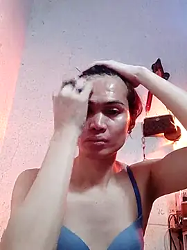 QueenSoreal online show from 24, 2, 2025