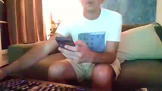 verylargecock online show from 19, 9, 2025