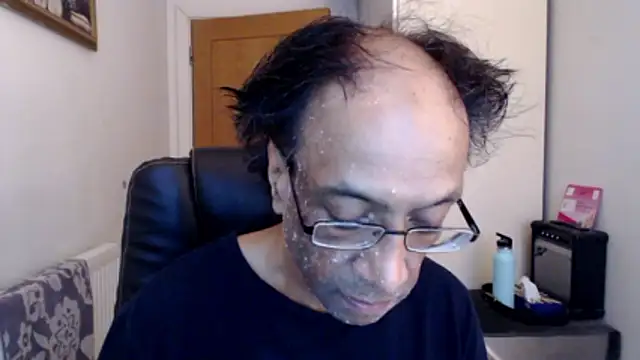 Snapshot of rauncher1 chatting on 21, 6, 2026 rauncher1 online show from 21, 6, 2026
