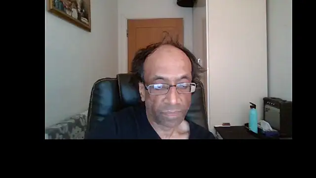 Snapshot of rauncher1 chatting on 8, 7, 2026 rauncher1 online show from 8, 7, 2026