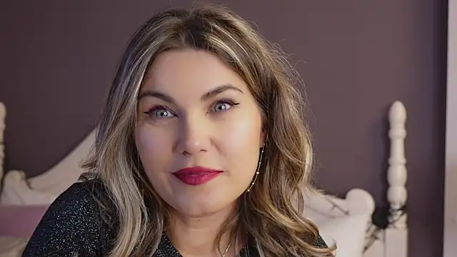 FeliciaKrige online show from 2, 2, 2025