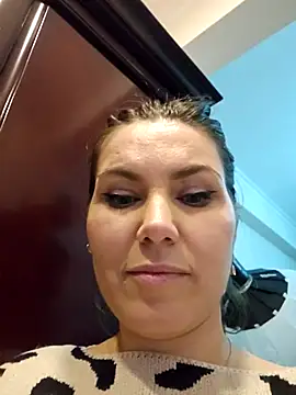 FeliciaKrige online show from 17, 2, 2025