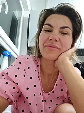 Snapshot of FeliciaKrige chatting on 30, 4, 2026 FeliciaKrige online show from 30, 4, 2026