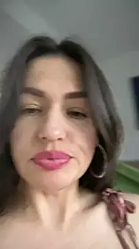 Snapshot of Andreamorreti chatting on 17, 1, 2025 Andreamorreti online show from 17, 1, 2025