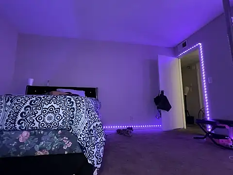 ChocolateTingz online show from 15, 12, 2024