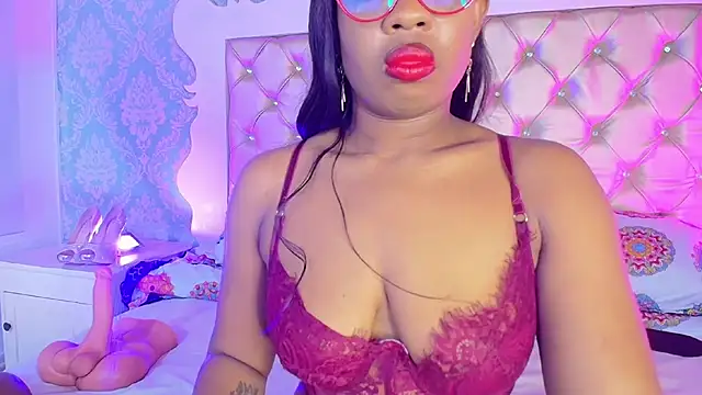 CaseyMoon online show from 14, 4, 2026