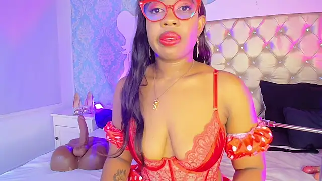 Snapshot of CaseyMoon chatting on 9, 5, 2026 CaseyMoon online show from 9, 5, 2026