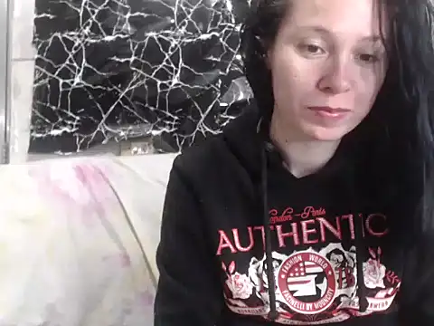 Snapshot of Venusluxodomme chatting on 12, 6, 2026 Venusluxodomme online show from 12, 6, 2026