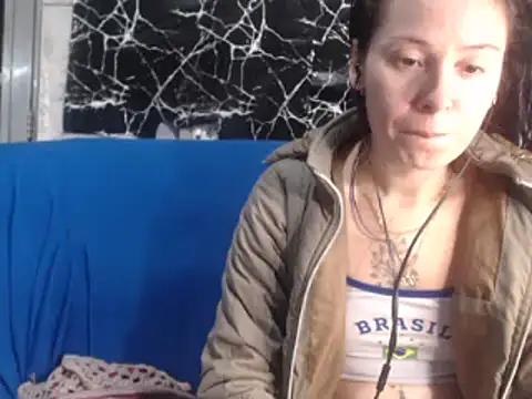 Snapshot of Venusluxodomme chatting on 7, 7, 2026 Venusluxodomme online show from 7, 7, 2026