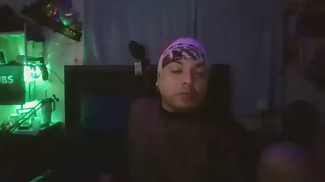 Snapshot of Gabbana143 chatting on 1, 12, 2025 Gabbana143 online show from 1, 12, 2025