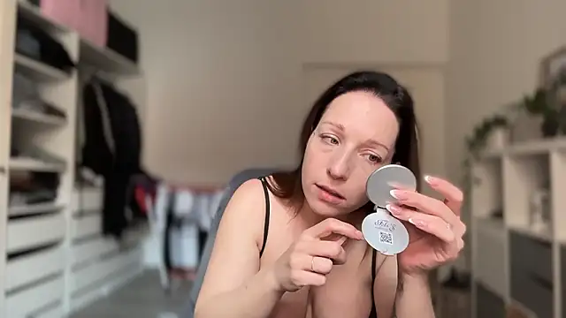 Viola Beck online show from 10, 3, 2026