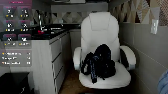 cristaaalclocks1 online show from 23, 2, 2025