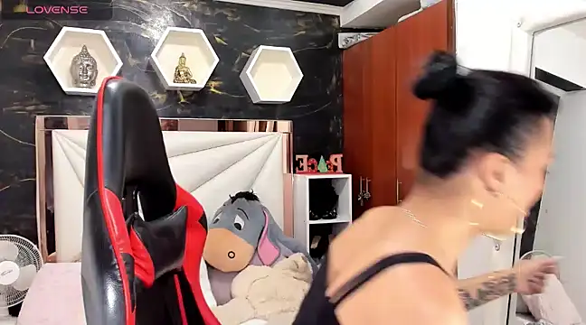 Snapshot of ximena_slut_21 chatting on 2, 12, 2024 ximena slut 21 online show from 2, 12, 2024