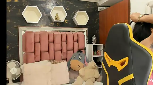 Snapshot of ximena_slut_21 chatting on 22, 1, 2025 ximena slut 21 online show from 22, 1, 2025