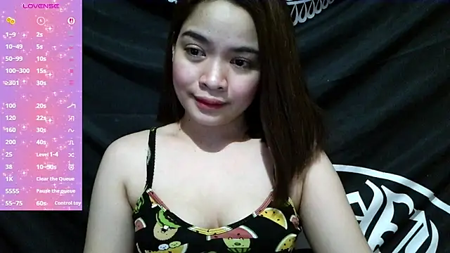 Snapshot of _preciousmoira_ chatting on 7, 5, 2026 preciousmoira online show from 7, 5, 2026