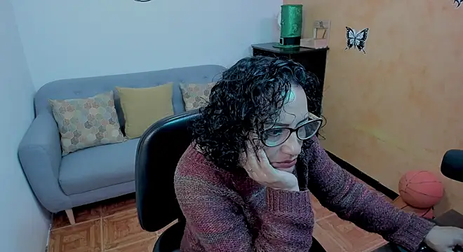 scarlet wet online show from 26, 11, 2025