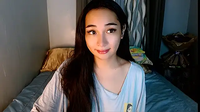 SweetLilly 18 online show from 17, 4, 2026