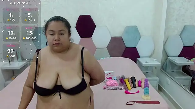 Snapshot of angel_blue chatting on 27, 2, 2025 angel blue online show from 27, 2, 2025