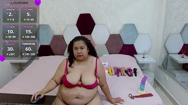 Snapshot of angel_blue chatting on 25, 9, 2025 angel blue online show from 25, 9, 2025