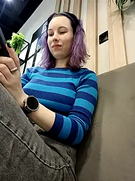 Frost foxy online show from 22, 2, 2025