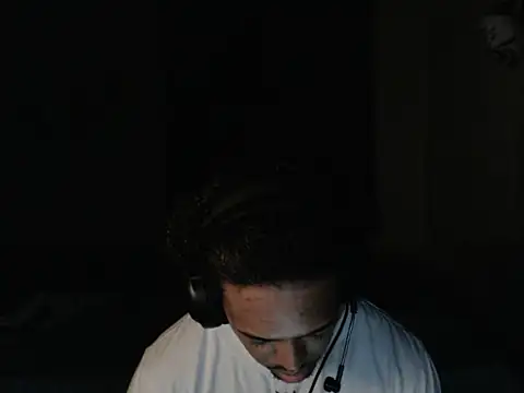 Snapshot of Rompeortoxxx chatting on 13, 1, 2026 Rompeortoxxx online show from 13, 1, 2026