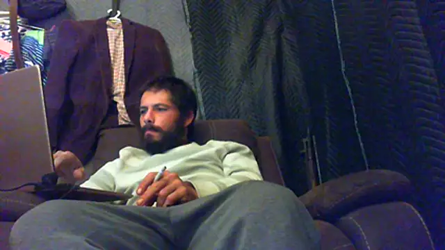 Snapshot of Sitonmyface2020@xh chatting on 11, 11, 2025 Sitonmyface2020xh online show from 11, 11, 2025