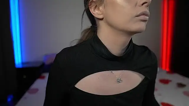 Snapshot of TiffanyPierce chatting on 25, 2, 2025 TiffanyPierce online show from 25, 2, 2025