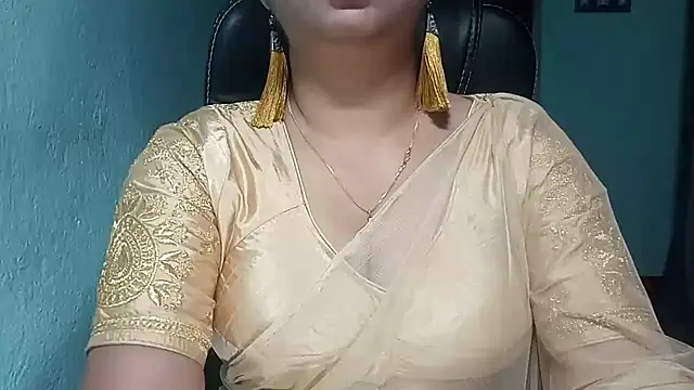 Snapshot of YourModhu chatting on 10, 9, 2025 YourModhu online show from 10, 9, 2025