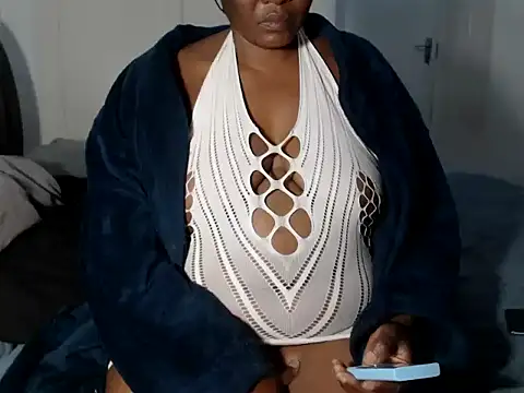 Snapshot of BigButtGodess chatting on 16, 6, 2026 BigButtGodess online show from 16, 6, 2026