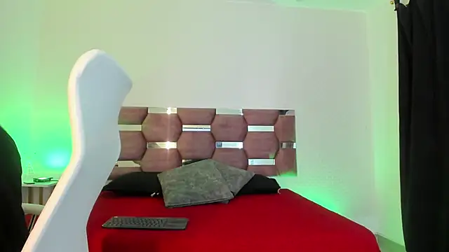 AlondraDiossa03 online show from 18, 3, 2025