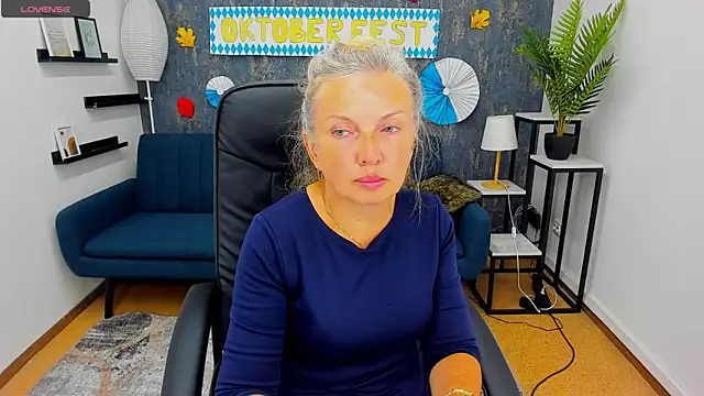 Abby Moore  online show from 10, 9, 2025